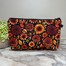 Load image into Gallery viewer, Pouch - Moody Crimson Floral
