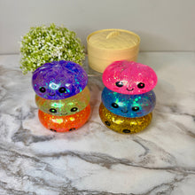 Load image into Gallery viewer, Squishy Toy - Viral Dumpling, Slow Rise Glitter - Pink
