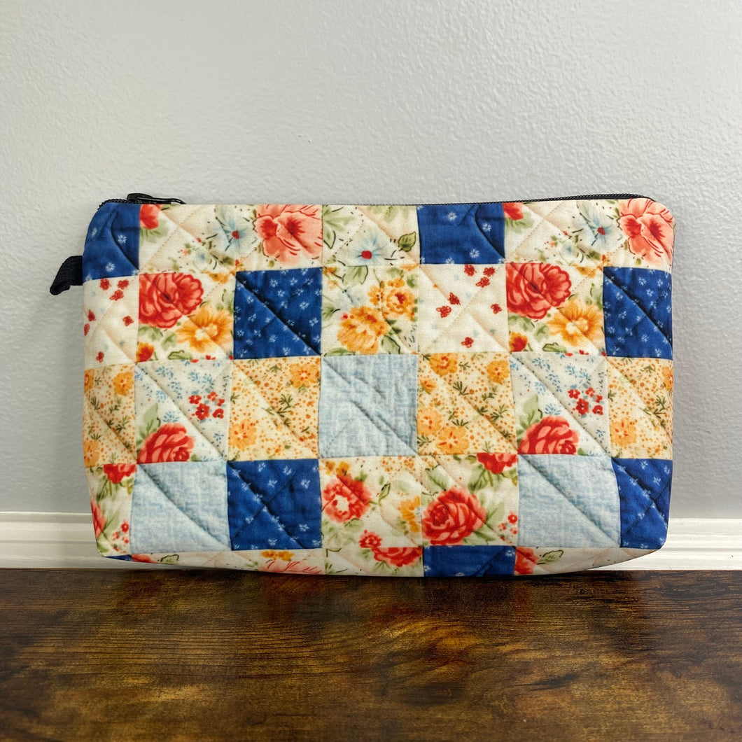 Pouch - Floral Quilt