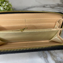 Load image into Gallery viewer, Wallet - Faux Leather - Woven
