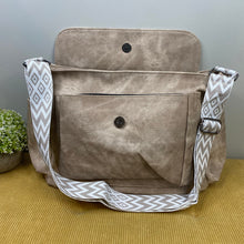 Load image into Gallery viewer, Elizabeth Flap Messenger Bag
