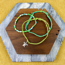 Load image into Gallery viewer, Bracelet Pack - Adjustable String &amp; Bead Turtle Green
