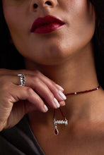 Load image into Gallery viewer, Vampire Teeth Fangs Ring
