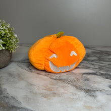 Load image into Gallery viewer, Moody Animals - Pumpkins, Ghost, Dog, &amp; Cat
