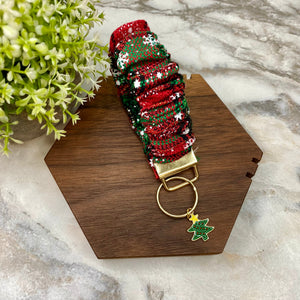 Scrunchie Bracelet Keychain - Christmas - Red Green Tree