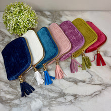 Load image into Gallery viewer, Zip Travel Pouch - Jewelry Storage

