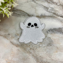 Load image into Gallery viewer, Embroidered Patches - Halloween - Ghost #1
