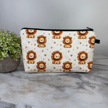 Load image into Gallery viewer, Pouch - Animal, Lions
