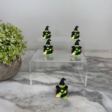 Load image into Gallery viewer, Gnome Figurine - Witch
