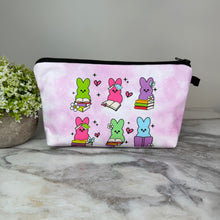 Load image into Gallery viewer, Pouch - Easter - Bunny Reading Books
