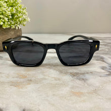 Load image into Gallery viewer, Sunglasses - Style C - Black Black
