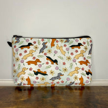 Load image into Gallery viewer, Pouch - Dog Dachshund Floral
