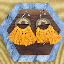 Load image into Gallery viewer, Wood &amp; Macrame Earrings - Half Sunflower
