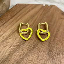 Load image into Gallery viewer, Metal Dangle Earrings - Heart Link - Yellow
