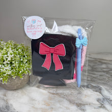 Load image into Gallery viewer, Bundled Set - Bow &amp; Socks
