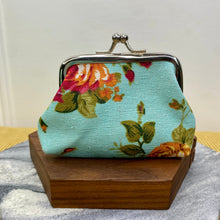 Load image into Gallery viewer, Clamshell Coin Purse Wallet (Smaller) - Floral
