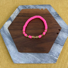 Load image into Gallery viewer, Bracelet - Clay &amp; Gold Bead
