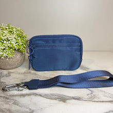 Load image into Gallery viewer, Rue - Nylon Wristlet Wallet - Navy
