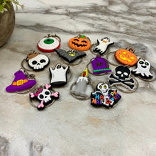 Load image into Gallery viewer, Keychain - Silicone - Halloween
