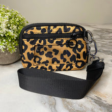 Load image into Gallery viewer, Rue - Nylon Wristlet Wallet - Animal Print
