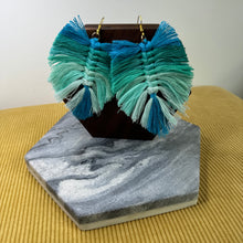 Load image into Gallery viewer, Macrame Feather - Mint Ombre
