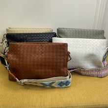 Load image into Gallery viewer, Robyn Woven Purse
