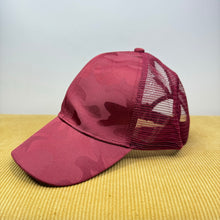 Load image into Gallery viewer, Hat - Red Camo
