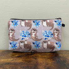 Load image into Gallery viewer, Pouch - Otter Blue Floral
