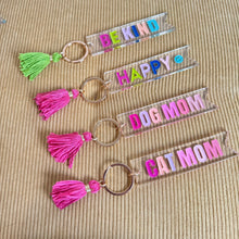 Load image into Gallery viewer, Keychain - Clear Tassel Cat Mom
