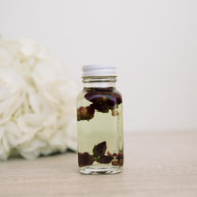 Load image into Gallery viewer, Bath Oil - Oily BlendsBath Oil
