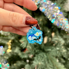 Load image into Gallery viewer, Fourth Wing Inspired Dragons Glow in the Dark Sparkle Double Sided USB-C Dust Plug Kindle Charm
