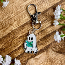 Load image into Gallery viewer, Ghost Reading A Court of Mist and Fury Dust Plug USB-C
