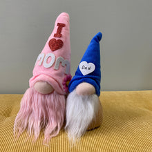 Load image into Gallery viewer, Gnome - Mom &amp; Dad

