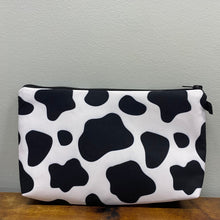 Load image into Gallery viewer, Pouch - Cow

