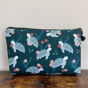 Pouch - Turtle, Green Floral